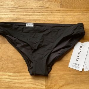 Athleta clean medium bottom